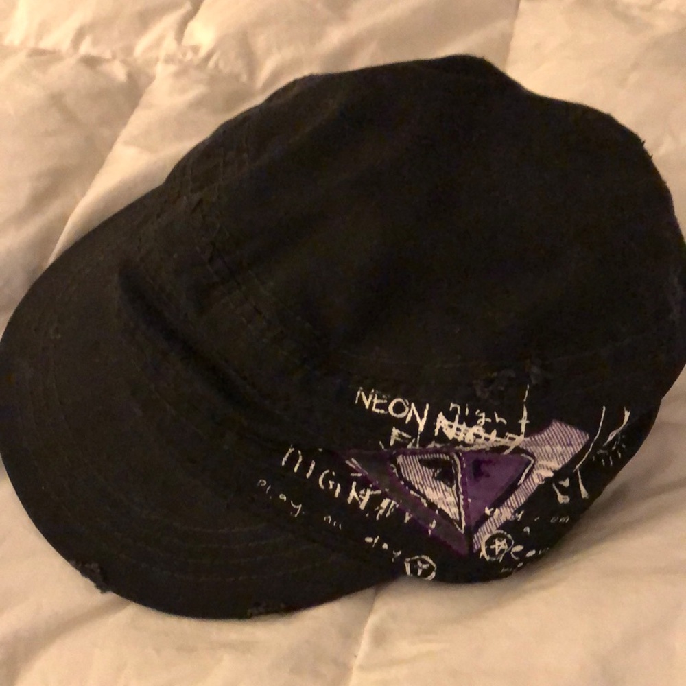 ROXY  BLACK ENGINEER STYLE CALI BEACH  HAT ONE SIZE FITS MOST NEW!